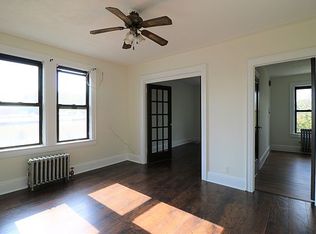 32-65 45th St #3A, Astoria, NY 11103
