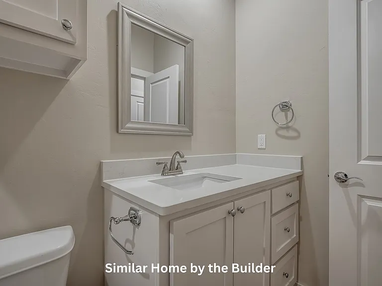 121 Sterling Dr — Photo 22