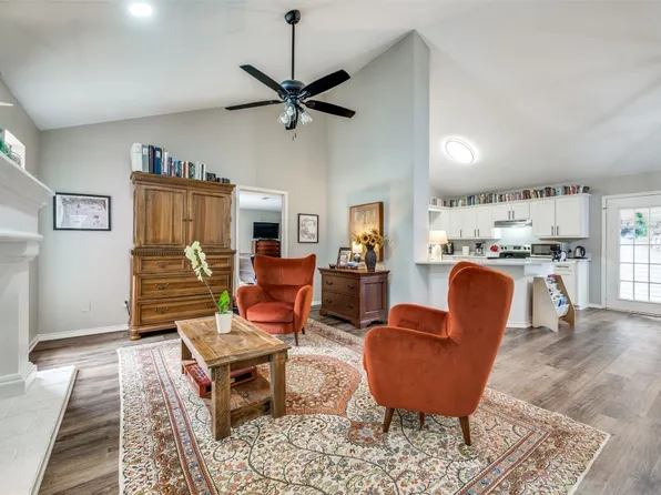 220 Overland Dr, McKinney, TX 75069