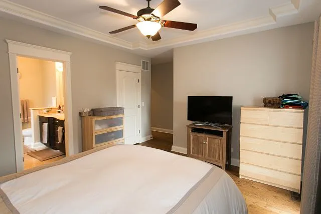 831 W Buckingham Pl #2C — Photo 12
