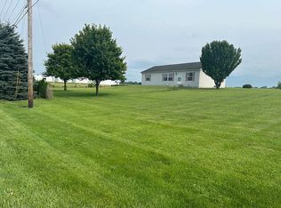 9963 17th Rd, Argos, IN 46501