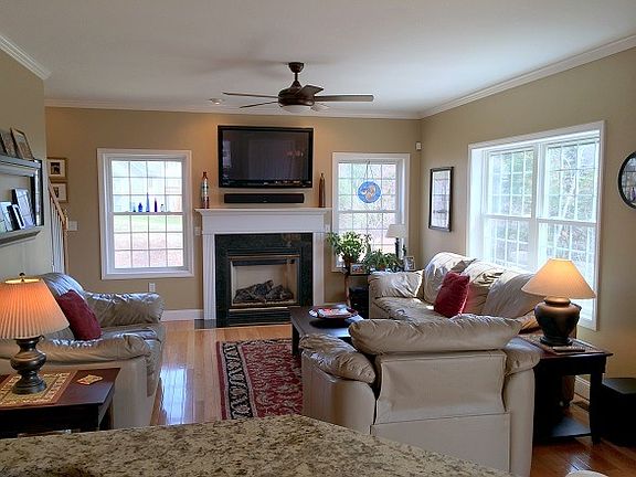 2nd image of 114 Cherrywood Dr