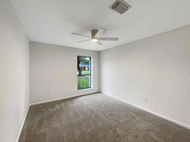 10720 Emeraldpark Ln — Photo 5