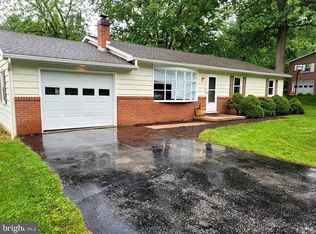 160 Echo Dr, Chambersburg, PA 17202