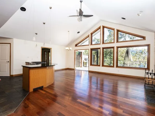 4622 Sinclair Bay Rd #22, Sunshine Coast, BC V0N 1S1