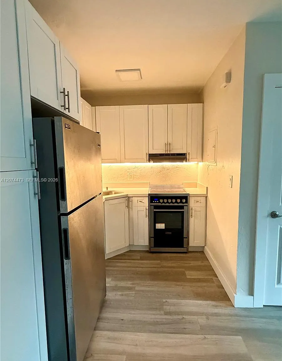 7400 Harding Ave — Photo 1