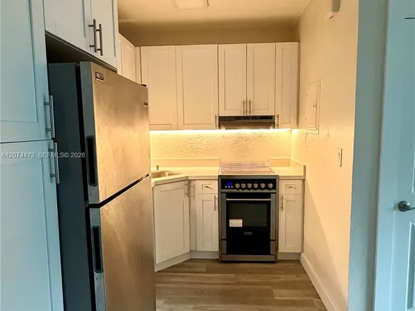 7400 Harding Ave APT 20, Miami Beach, FL 33141