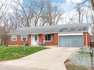913 Debbie Ct, Dayton, OH 45415