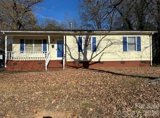 230 Spring St NW, Concord, NC 28025