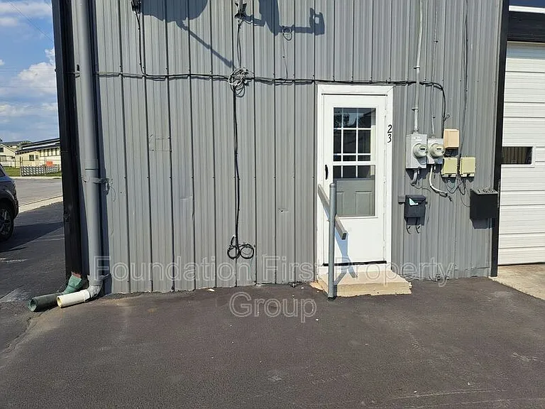 23 Mount Royal Ave — Photo 20