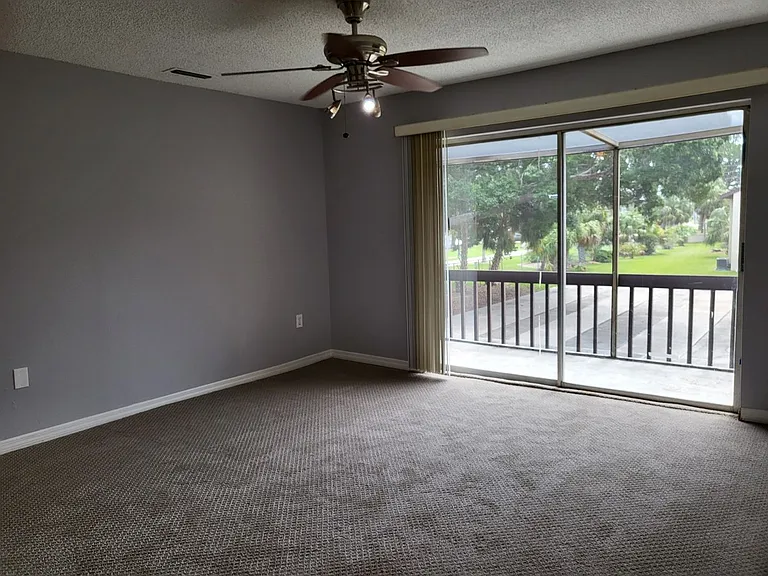 2721 Hidden Lake Blvd #C — Photo 23
