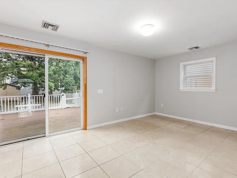 311 Page Ave — Photo 12
