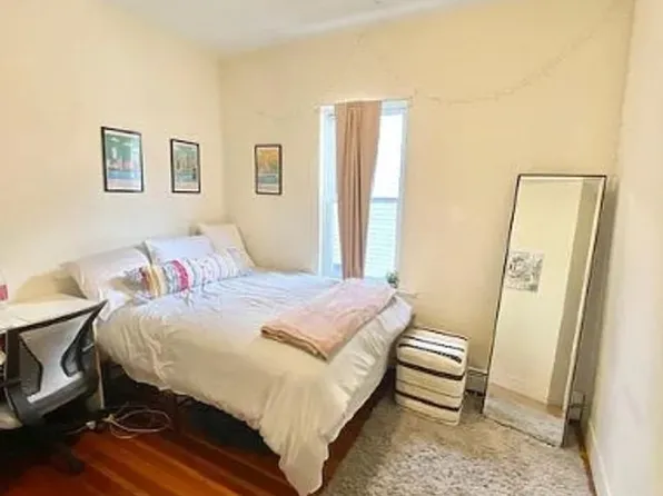 24 Darling St, Roxbury, MA 02120