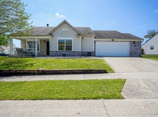 6471 Blakeview Dr, Indianapolis, IN 46235