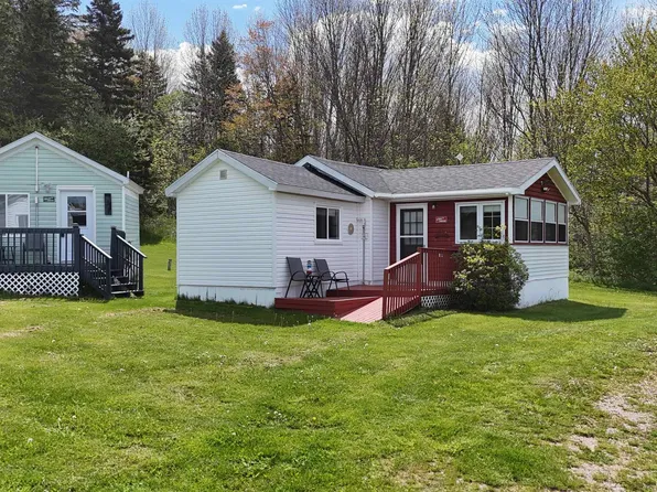 2952 Highway 395, East Lake Ainslie, NS B0E 3M0