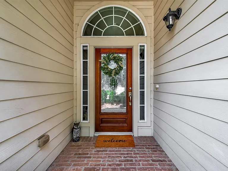 11518 Columbia Pines Ln — Photo 3