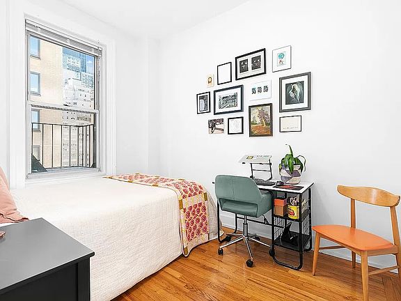 5th image of 57 W 58th St APT 8E