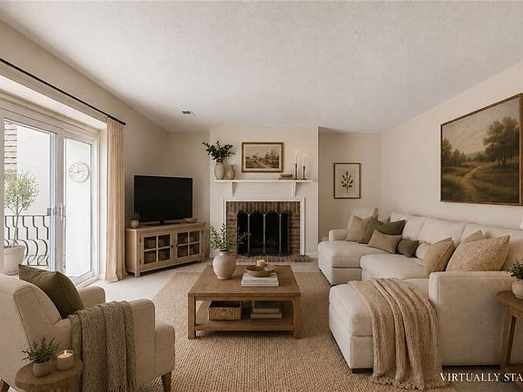 3rd image of 6634 W 109th St APT F