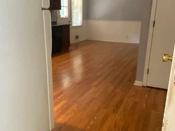 2nd image of 693 Maple Ln