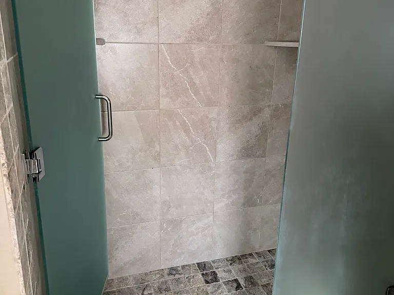 898 N Harbin Dr — Photo 5