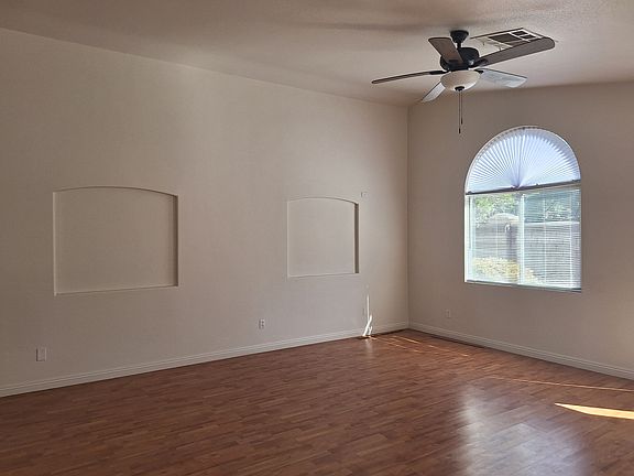2nd image of 3171 Castle Canyon Ave