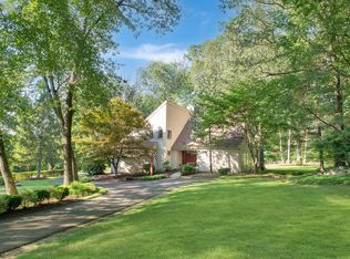 18 Mine Hill Rd, Redding, CT 06896