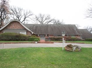2966 E 57th Pl, Tulsa, OK 74105