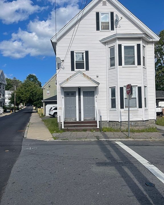 1st image of 129-131 Saratoga St