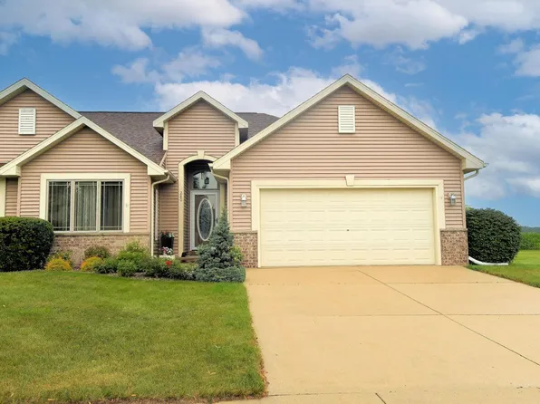 280 East Redding CIRCLE, Belgium, WI 53004