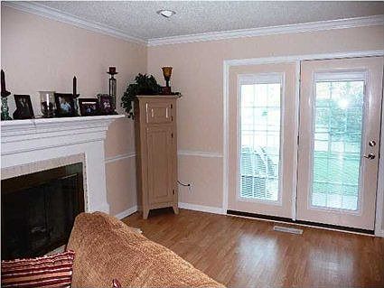5th image of 4122 Greenland Dr
