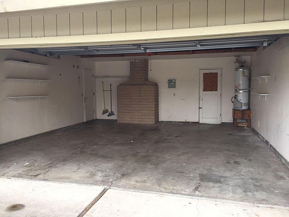 3rd image of 2466 Burlington Pl