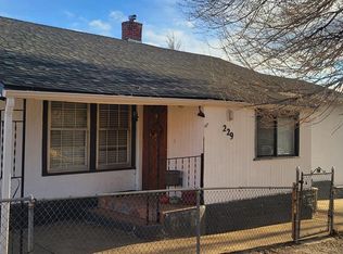 229 E Indiana Ave, Walsenburg, CO 81089