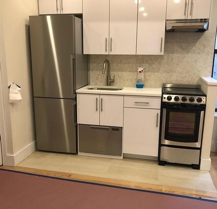 1st image of 19 Stanton St #43E