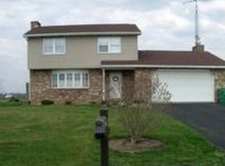 6876 Nyesville Rd, Chambersburg, PA 17202