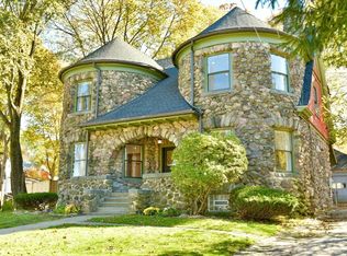 141 Beacon St, Boston, MA 02136