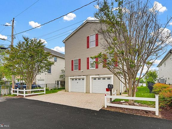 2nd image of 3641 Branhum Rd