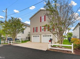 3641 Branhum Rd, Edgewater, MD 21037