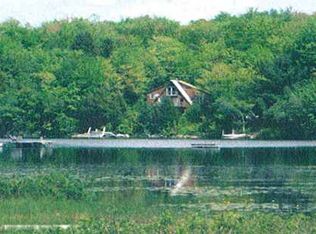 547 N End Rd, Middle Grove, NY 12850