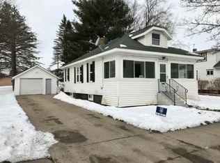 306 N Peach Ave, Marshfield, WI 54449