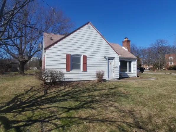 4100 Northfield Rd, Highland Hills, OH 44122