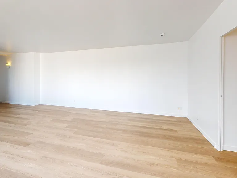 Parkmerced Apartments — Photo 72