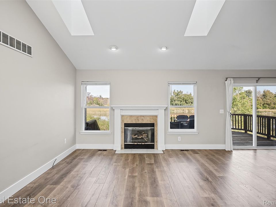 106 Shore Brook Ln #31, photo 6