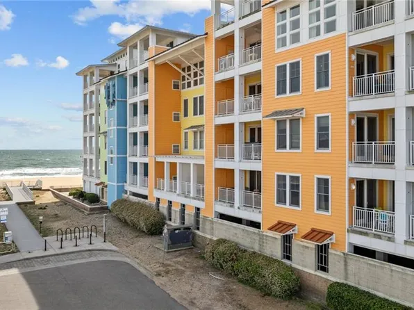 3700 Sandpiper Rd #111A, Virginia Beach, VA 23456