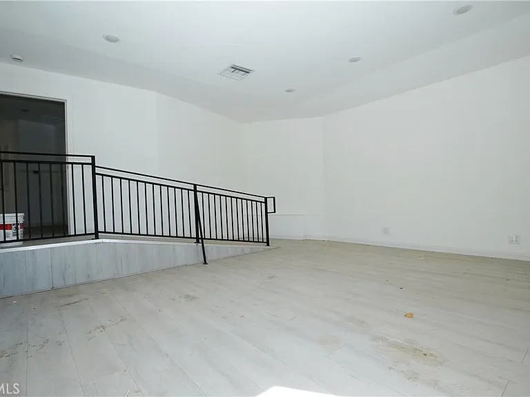 33716 Hubbard Rd — Photo 52