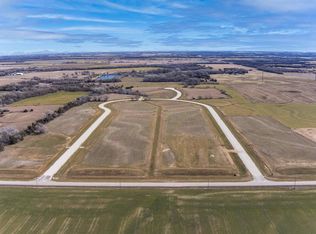 5 Grass Valley Ests #B, Garden Plain, KS 67050