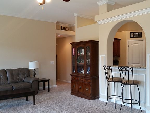 4th image of 324 Brighton Woods Dr