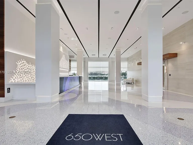 650 West Ave #1407 — Photo 44