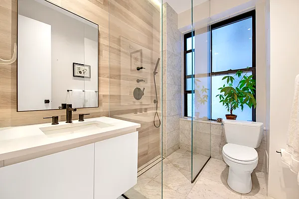 Rented by Compass | media 7