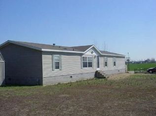 20782 Sandy Ridge Rd, Tamms, IL 62988