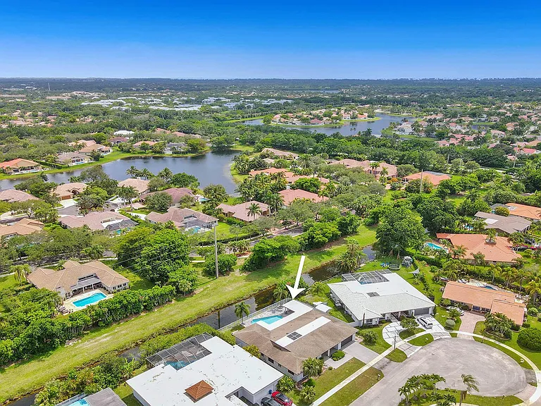 16610 Royal Poinciana Ct — Photo 16